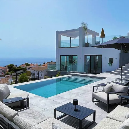 Villa Colina Del Mar - With Heated Pool & Luxurious View Near The Beach Nerja Exterior photo
